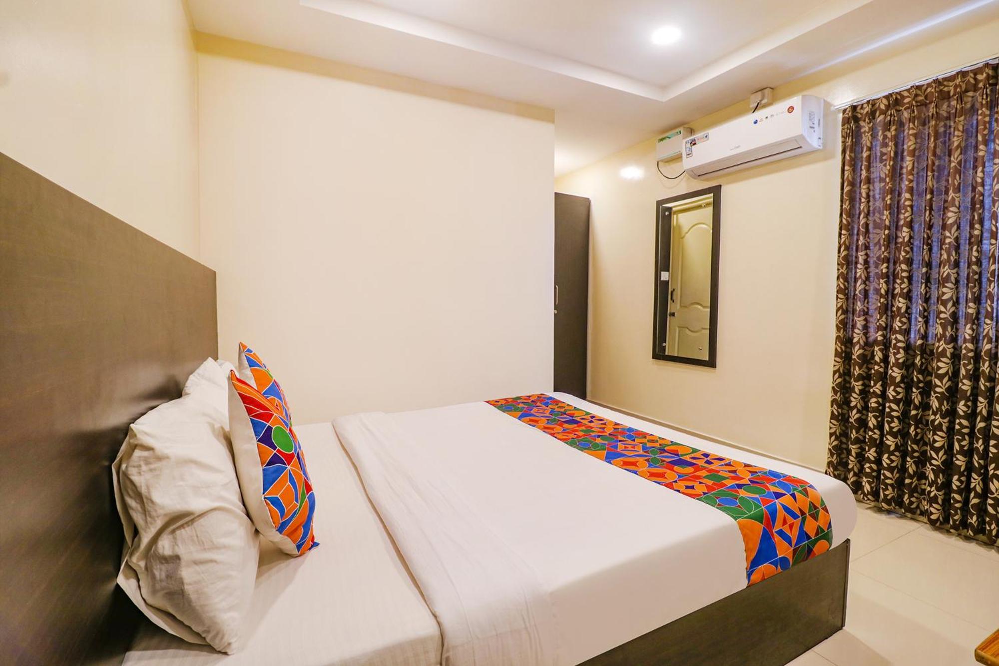 Fabhotel Champion Residency - Kr Puram Bangalore Eksteriør billede