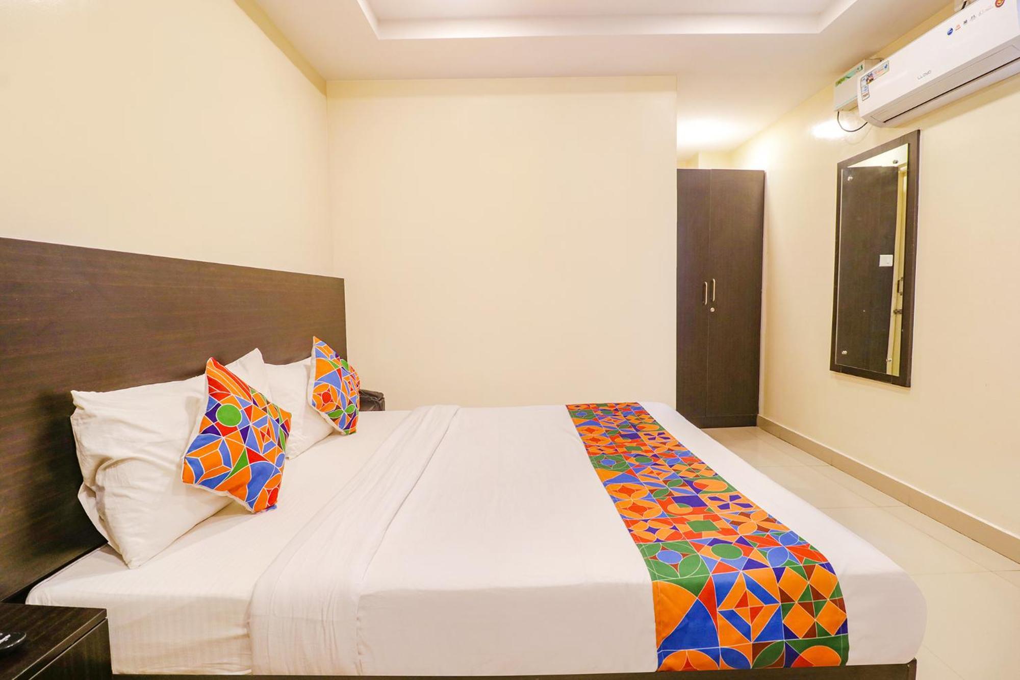 Fabhotel Champion Residency - Kr Puram Bangalore Eksteriør billede