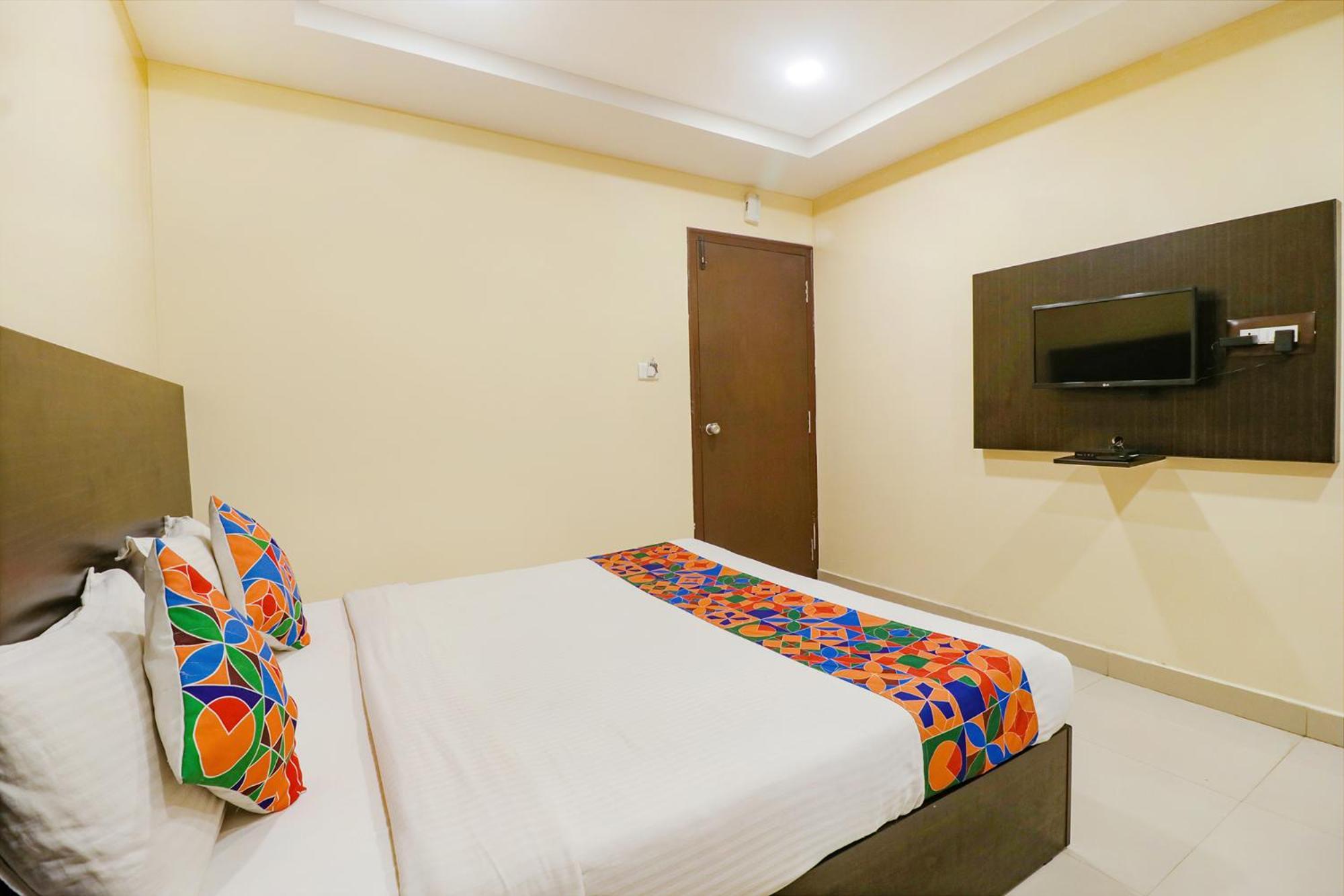 Fabhotel Champion Residency - Kr Puram Bangalore Eksteriør billede